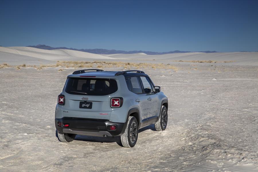  Jeep Renegade Trailhawk (BU) 2014 года  (NA) (фото 15 из 47)